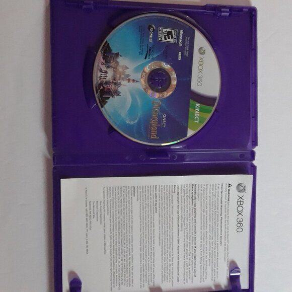 Kinect Disneyland Adventures (Microsoft Xbox 360, 2011) - Picture 3 of 3